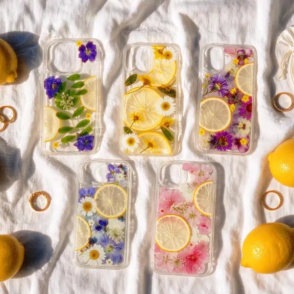 Fundas de celular con flores prensadas en resina