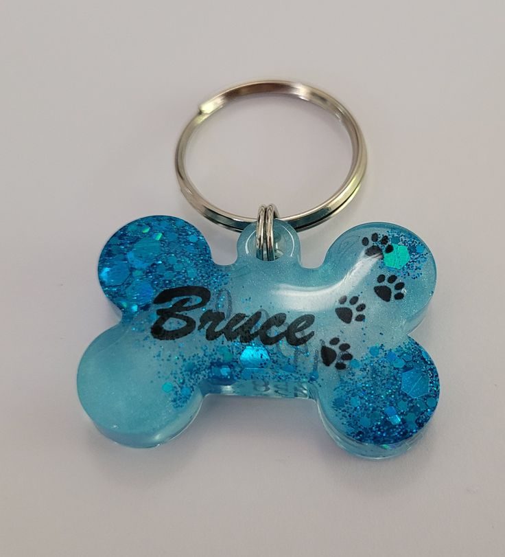 Plaquita para mascota en resina con glitter